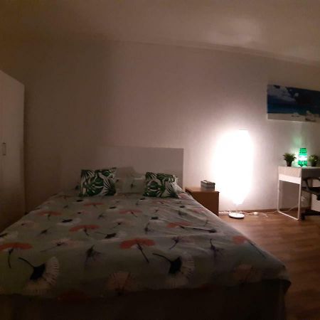 Hôtel Tulppaani à Vantaa Extérieur photo