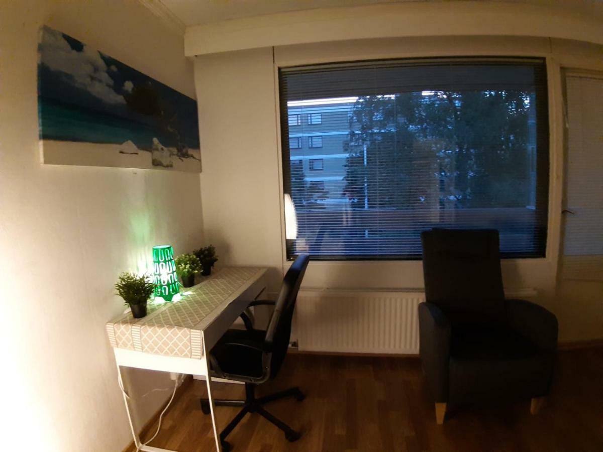 Hôtel Tulppaani à Vantaa Extérieur photo