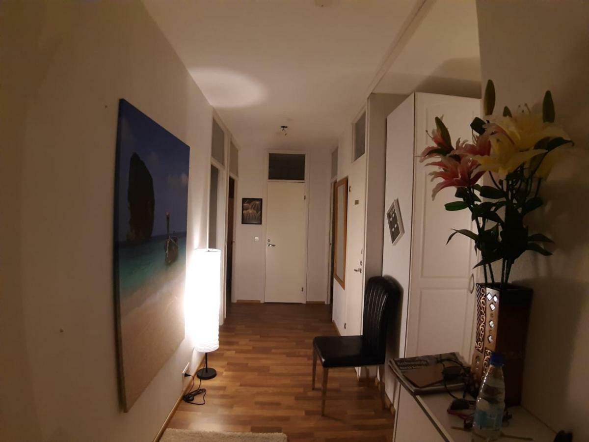 Hôtel Tulppaani à Vantaa Extérieur photo